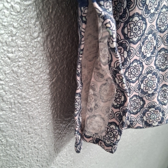 J. Jill Multi Media Floral Design    Size L - Picture 11 of 15